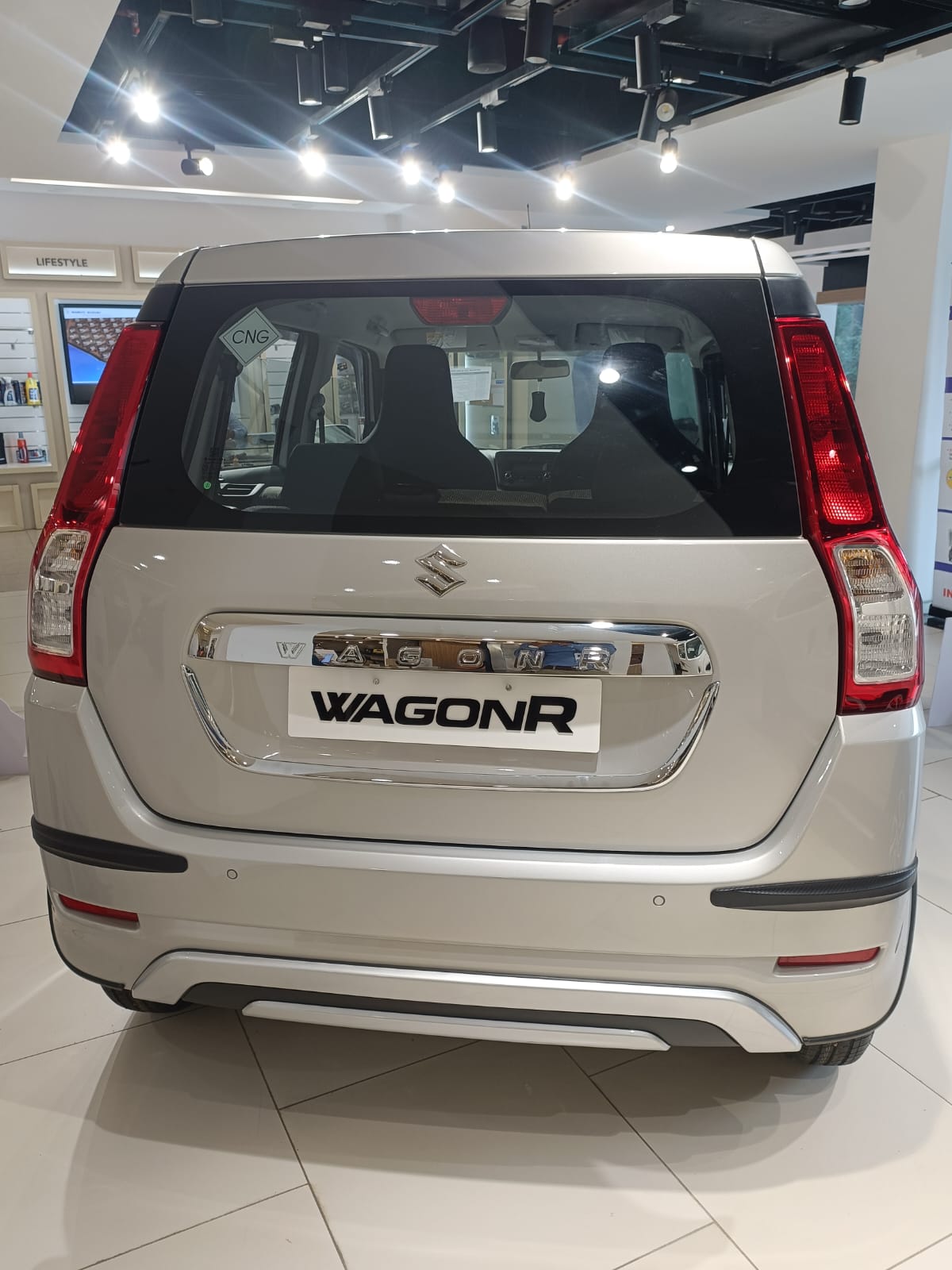 Maruti ने गरीबो के लिए किया लाँच wagonr मे 6 Airbags