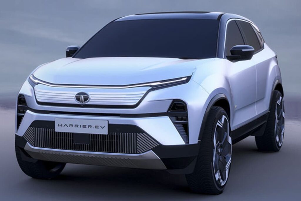 Tata Harrier EV- टाटा हॅरियर ईव्ही लाँच होते ही मार्केट में मंचा दिया बडा धमांका
