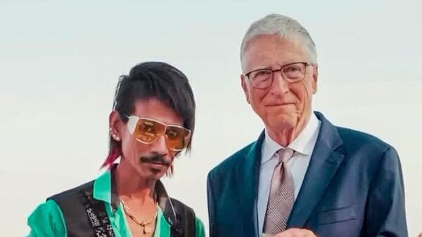 डॉली चायवाला मैंने बढ़ाया अपना कारोबार शुरू की अपने बिजनेस खूब सारे जगह पर किया अपने आउटलेट